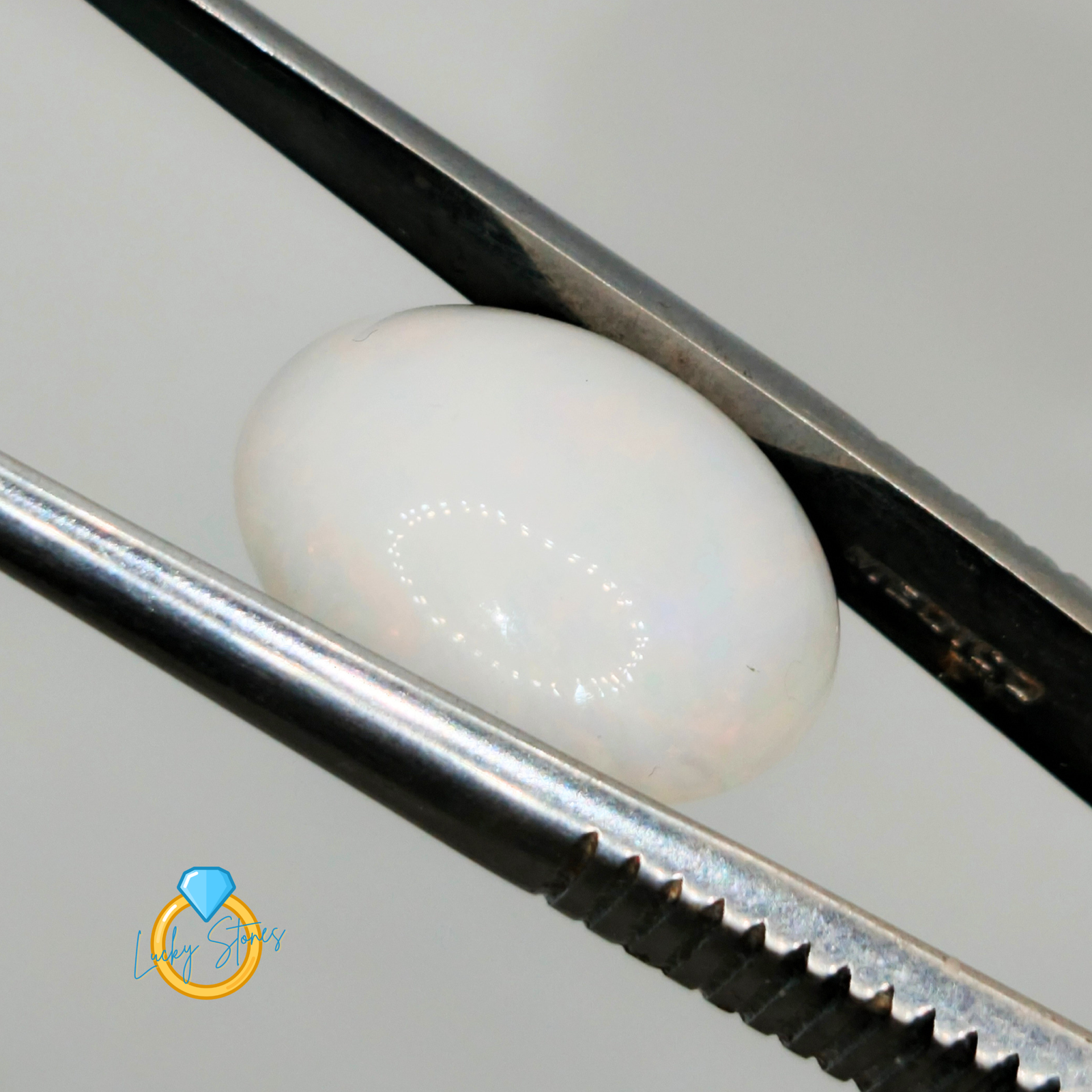 Opal Stone 7.6 Carat (2)